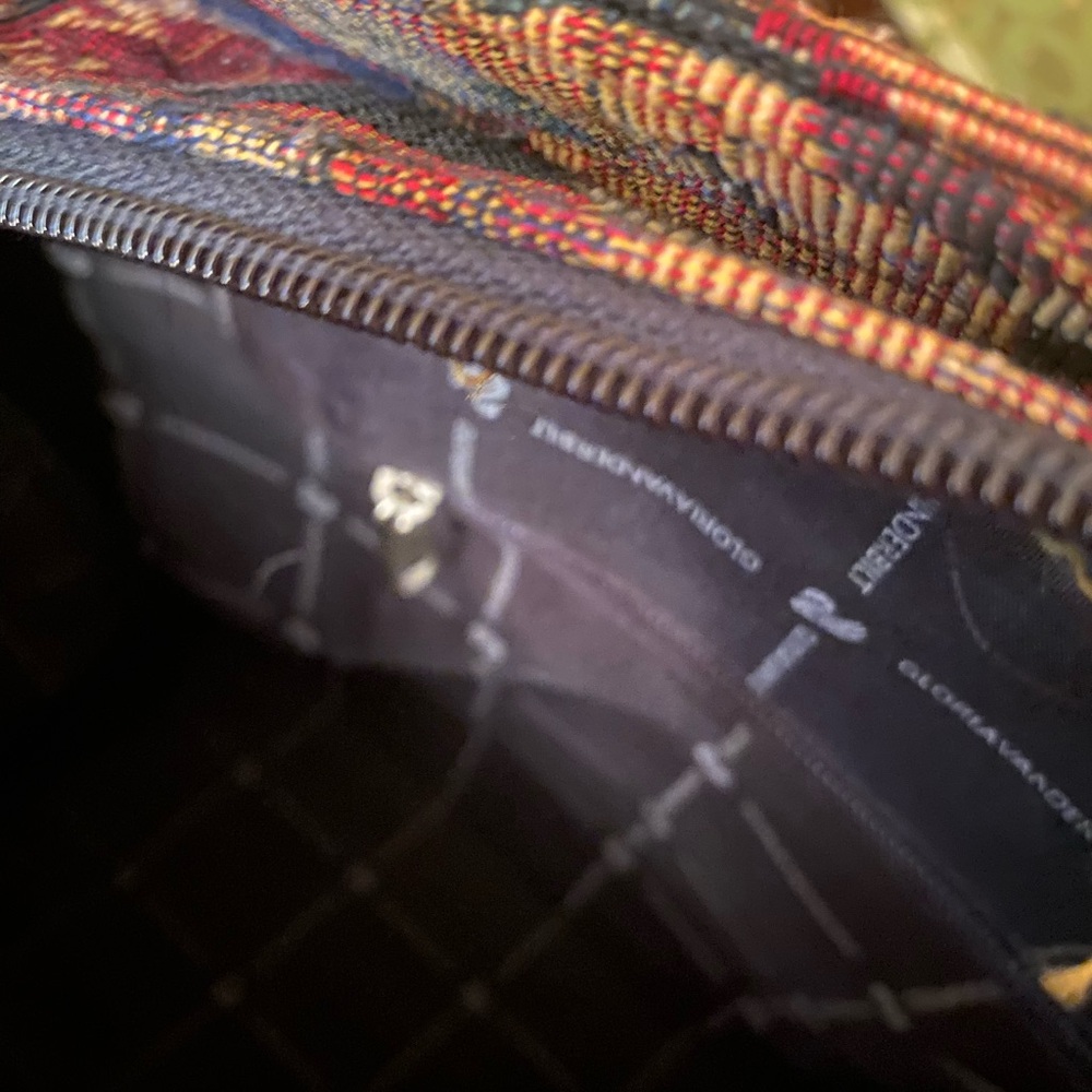Gloria Vanderbilt great jacquard travel bag - Picture 3 of 6